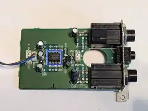 NLoFMo5aNNvxC4F2